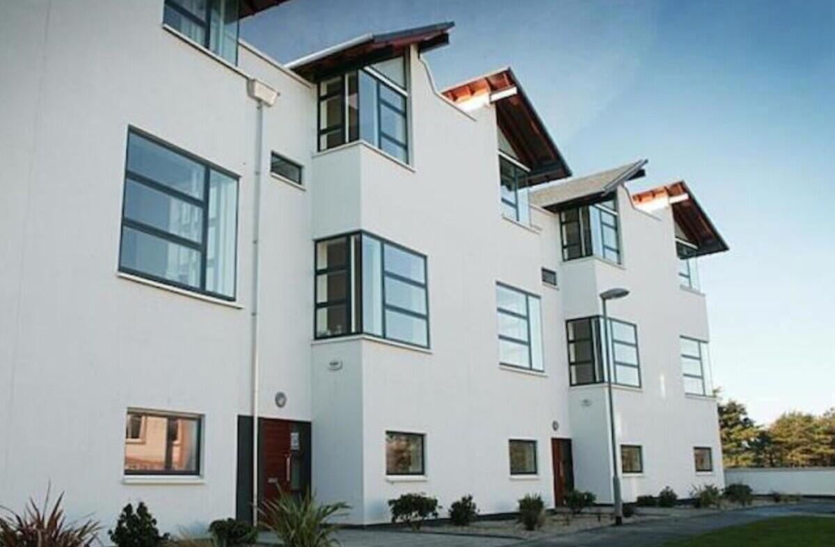 Caer Amon Apartments