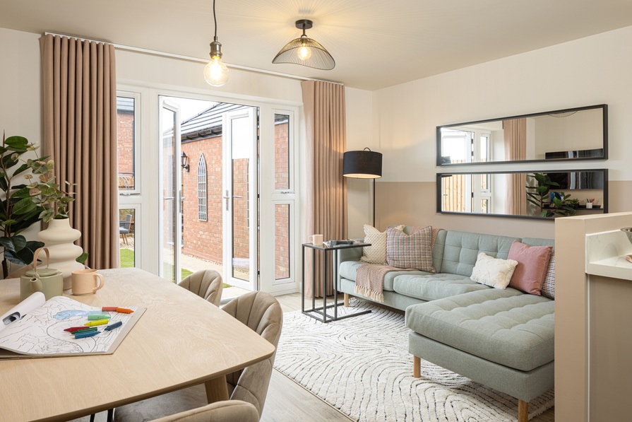 Hawthorn Grove in Westham - living room (image 2 of 17)
