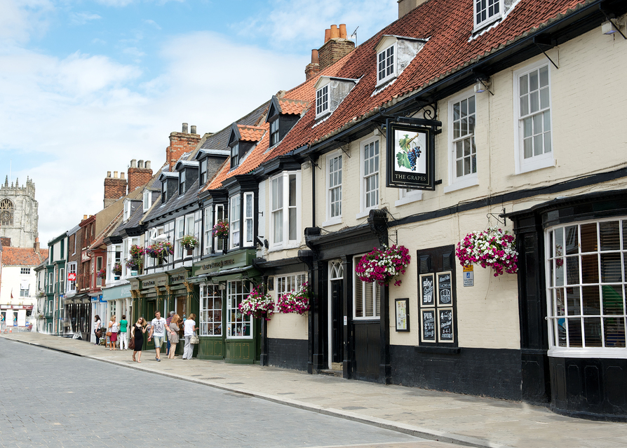 Queens Court