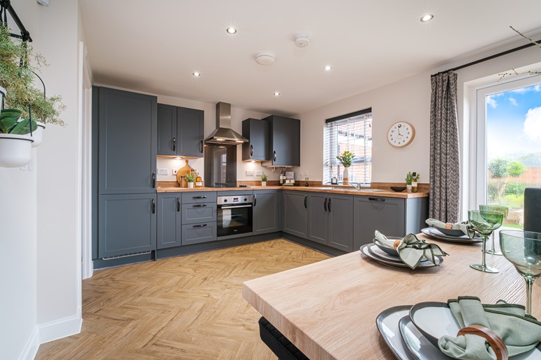 The Pearls in Stourport - kitchen area (image 1 of 6)