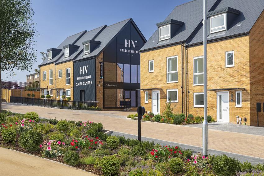 Harbour Village - Thumbnail 2