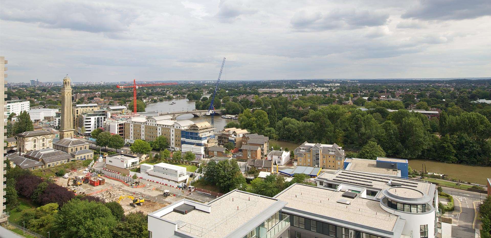 Kew Bridge West