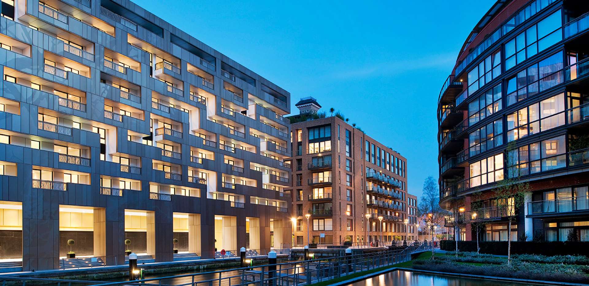 Moore House, Grosvenor Waterside