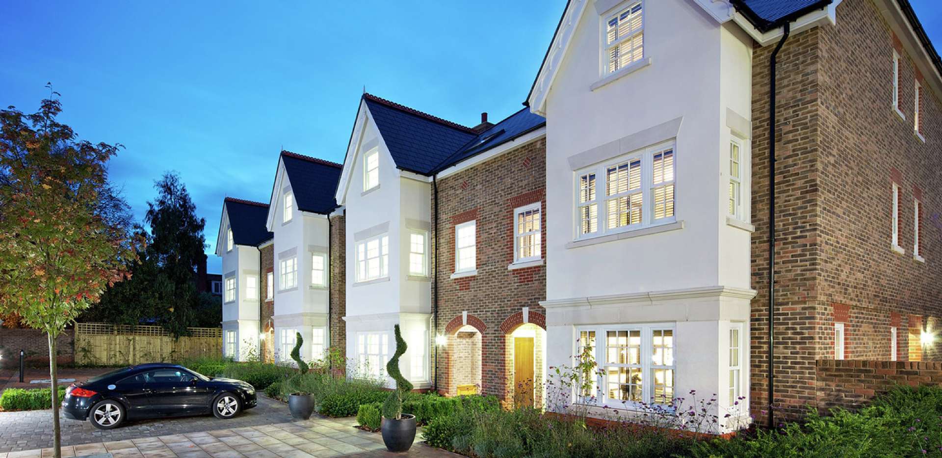 Queen Mary's Place