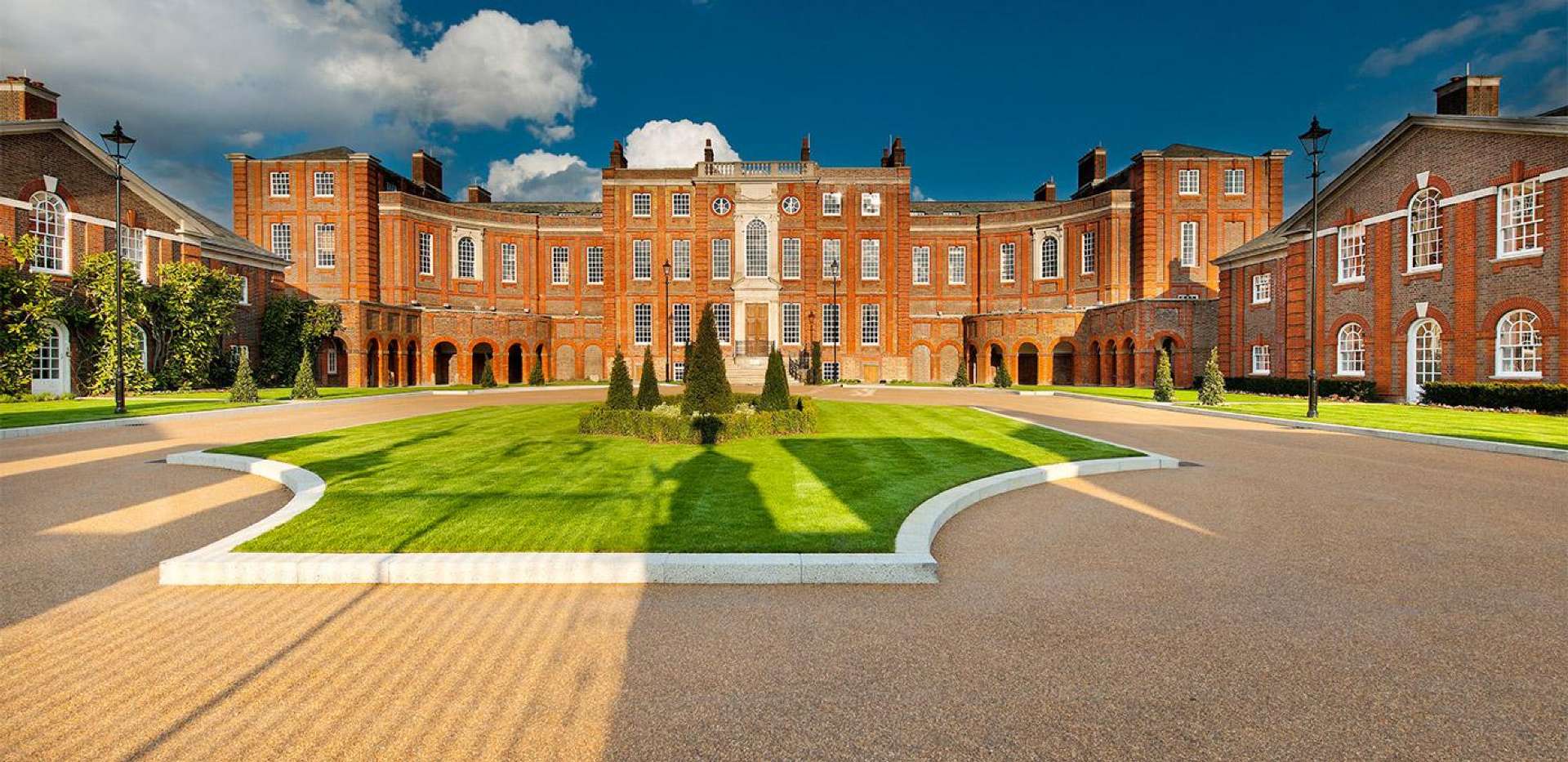 Roehampton House