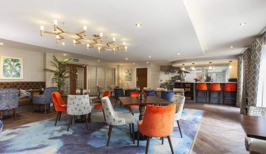 Queensgate Apartments