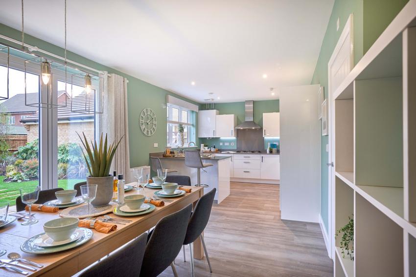 Emmer Green Drive - Image 2