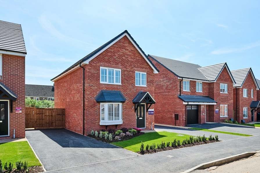 Raveloe Gardens in Bedworth - view (image 1 of 16)