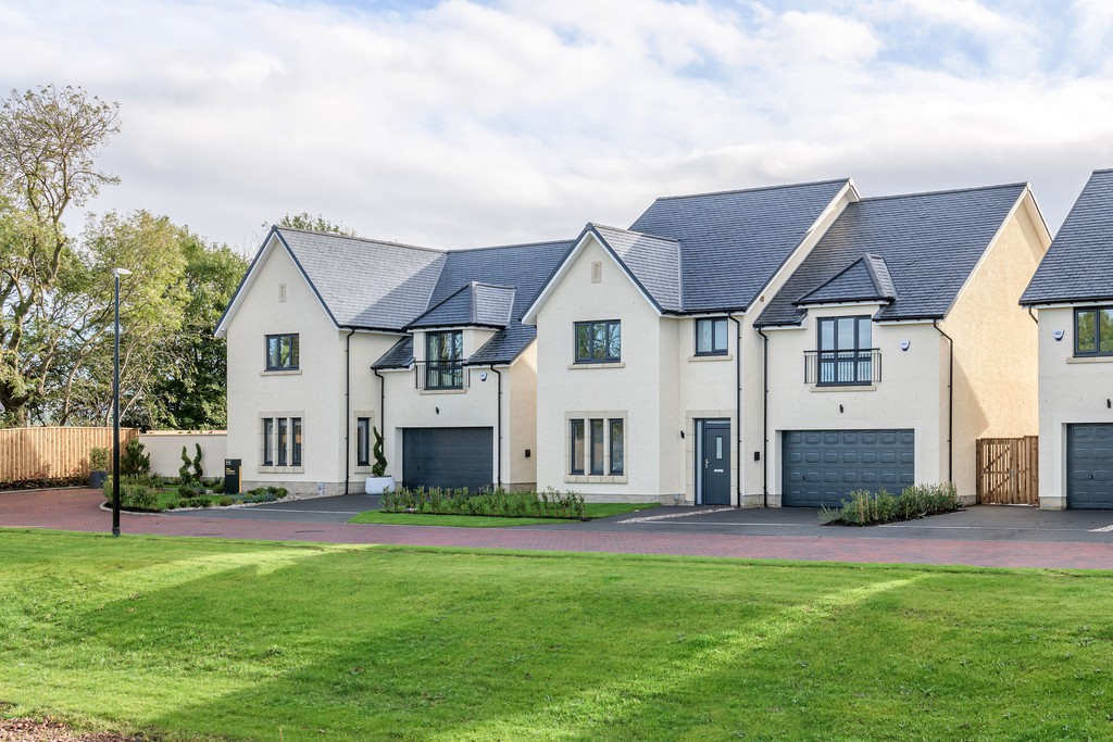 Craighall Village - The Monktons