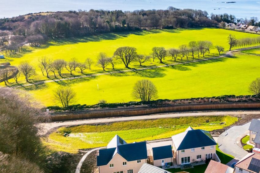 Inchcolm Green