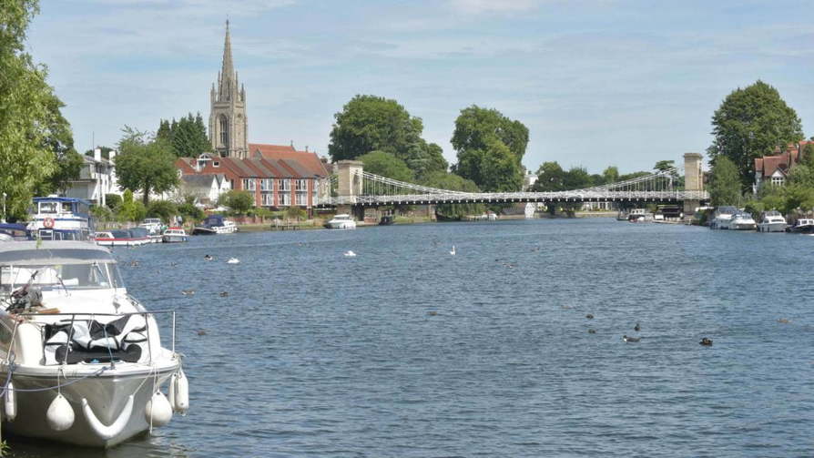 Peel Lodge in Marlow - view (image 1 of 17)