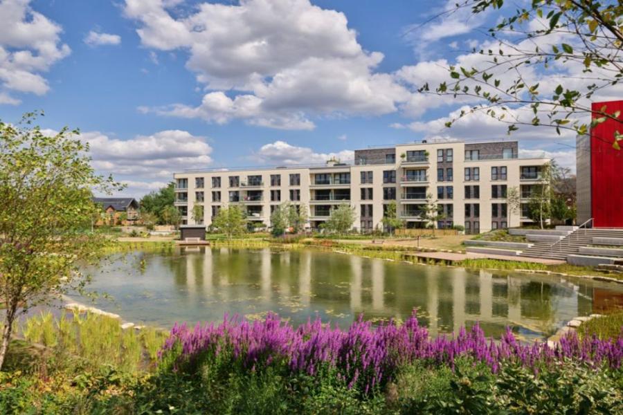 Upper Longcross