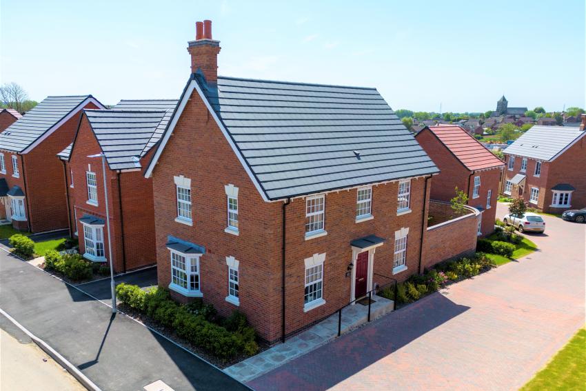 Grange View in Hugglescote - view (image 2 of 19)