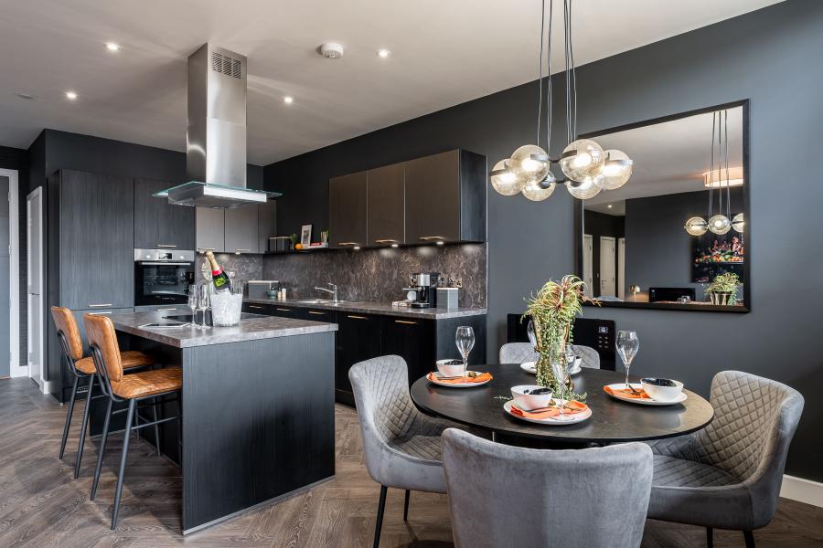 Priory House in Birmingham - kitchen area (image 2 of 11)