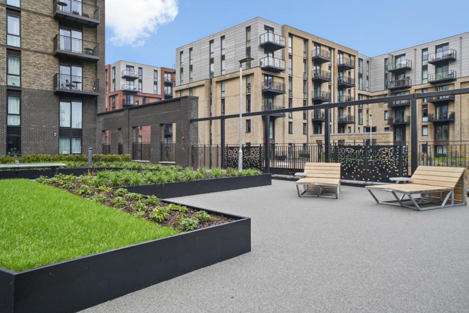 New Maker Yards - Thumbnail 2