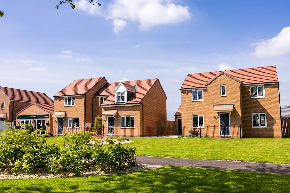 Hillcrest Gardens - Image 1