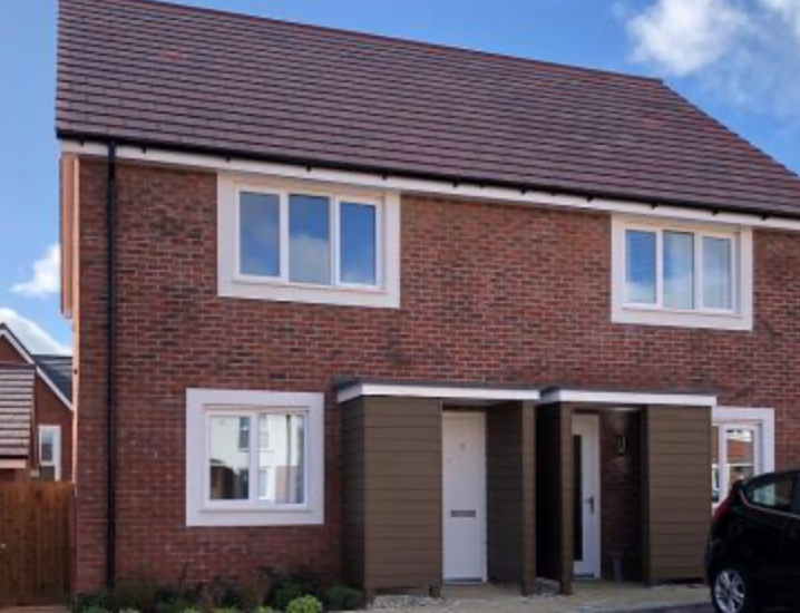 Green Square at Tadpole Garden Village - Image 1