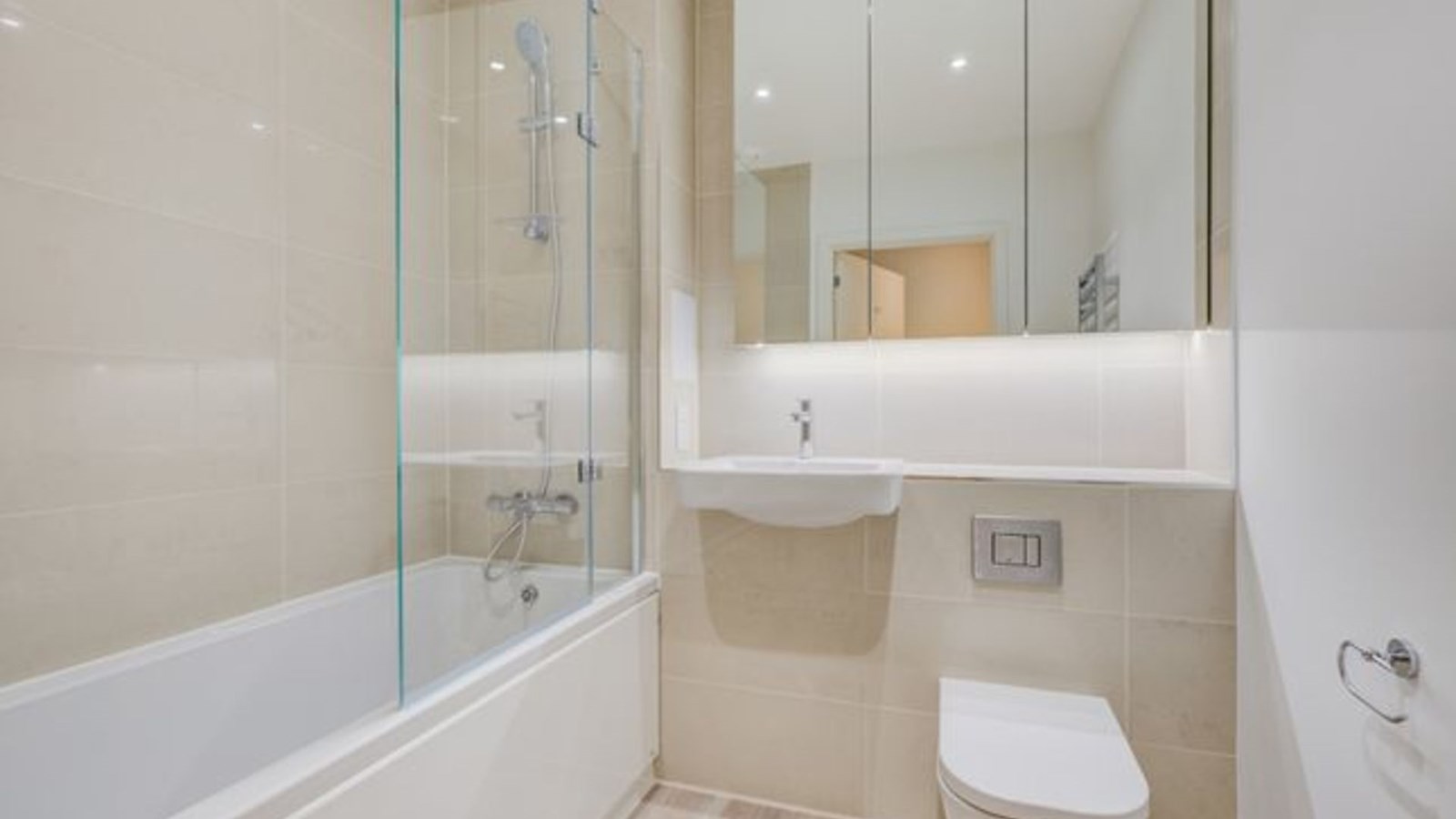 Hornchurch in Hornchurch - bathroom (image 2 of 9)