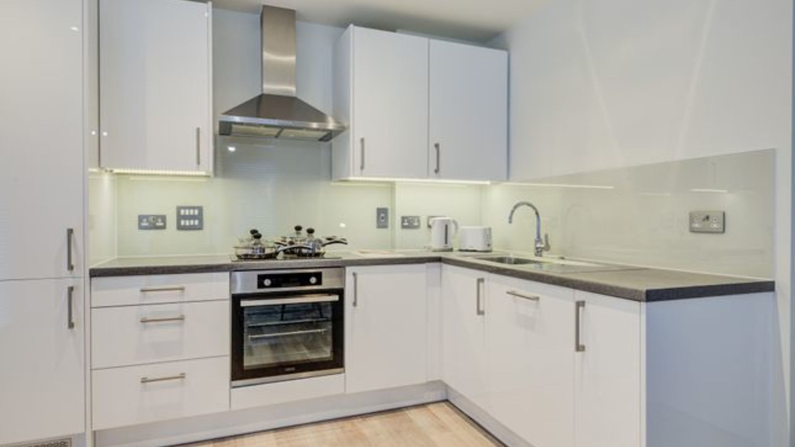 Hornchurch in Hornchurch - kitchen area (image 1 of 9)