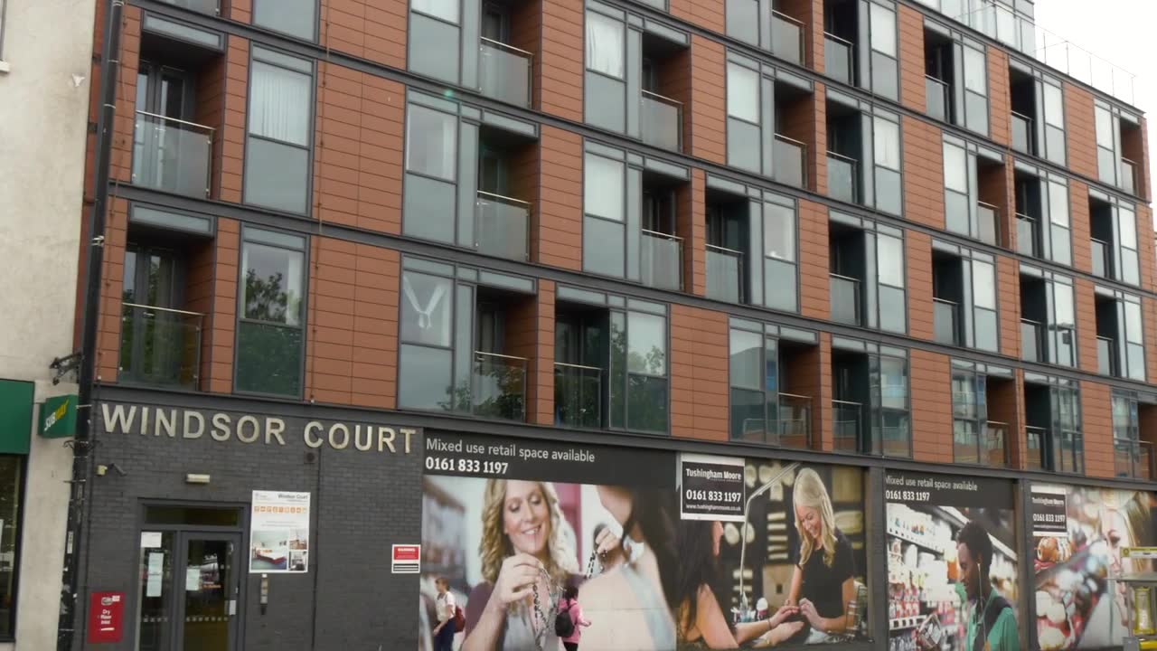 Windsor Court - Image 1