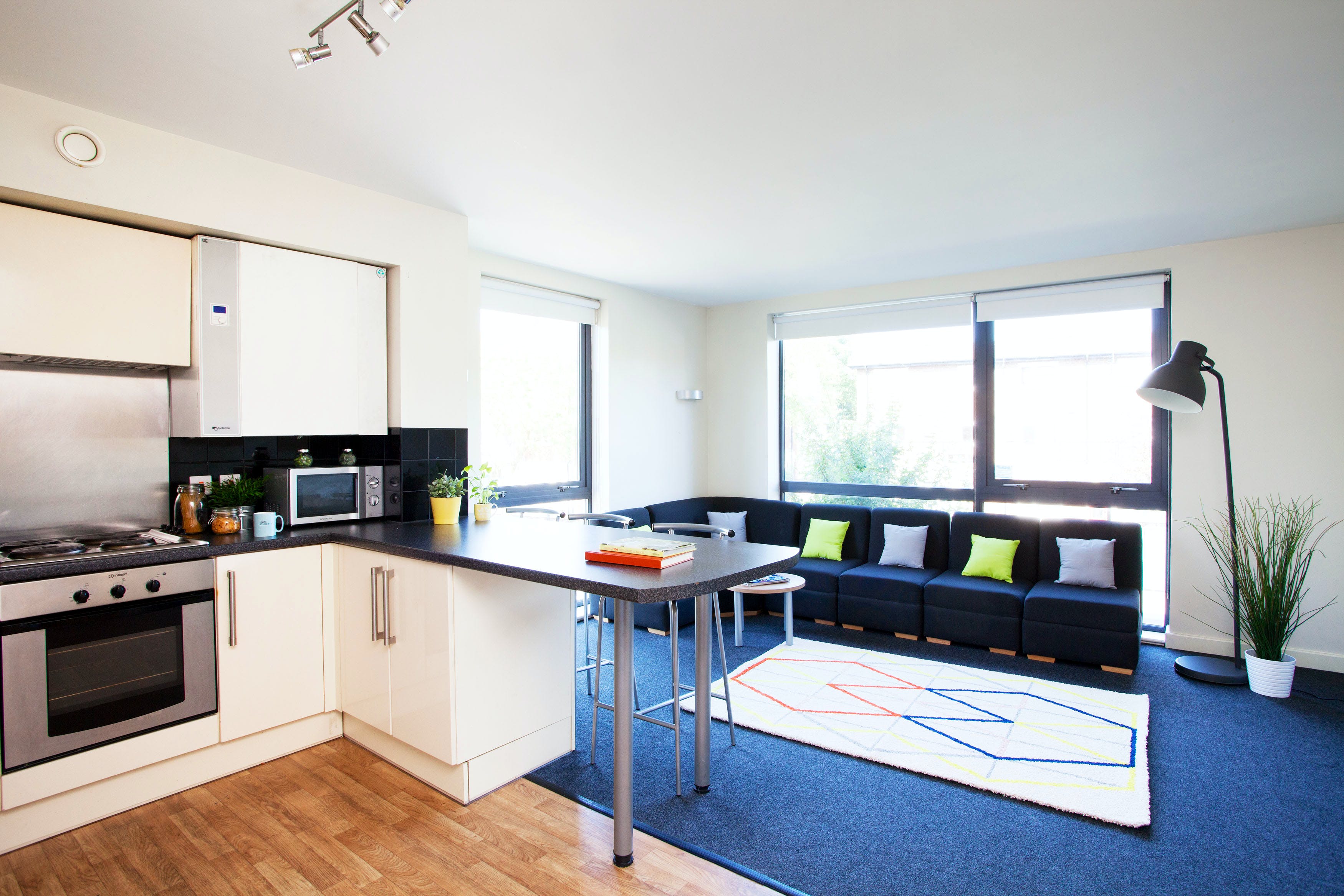 Cavendish Place in Manchester - kitchen area (image 3 of 5)