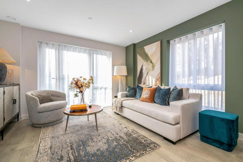 Bluebell Heights in Brighton - living room (image 3 of 9)