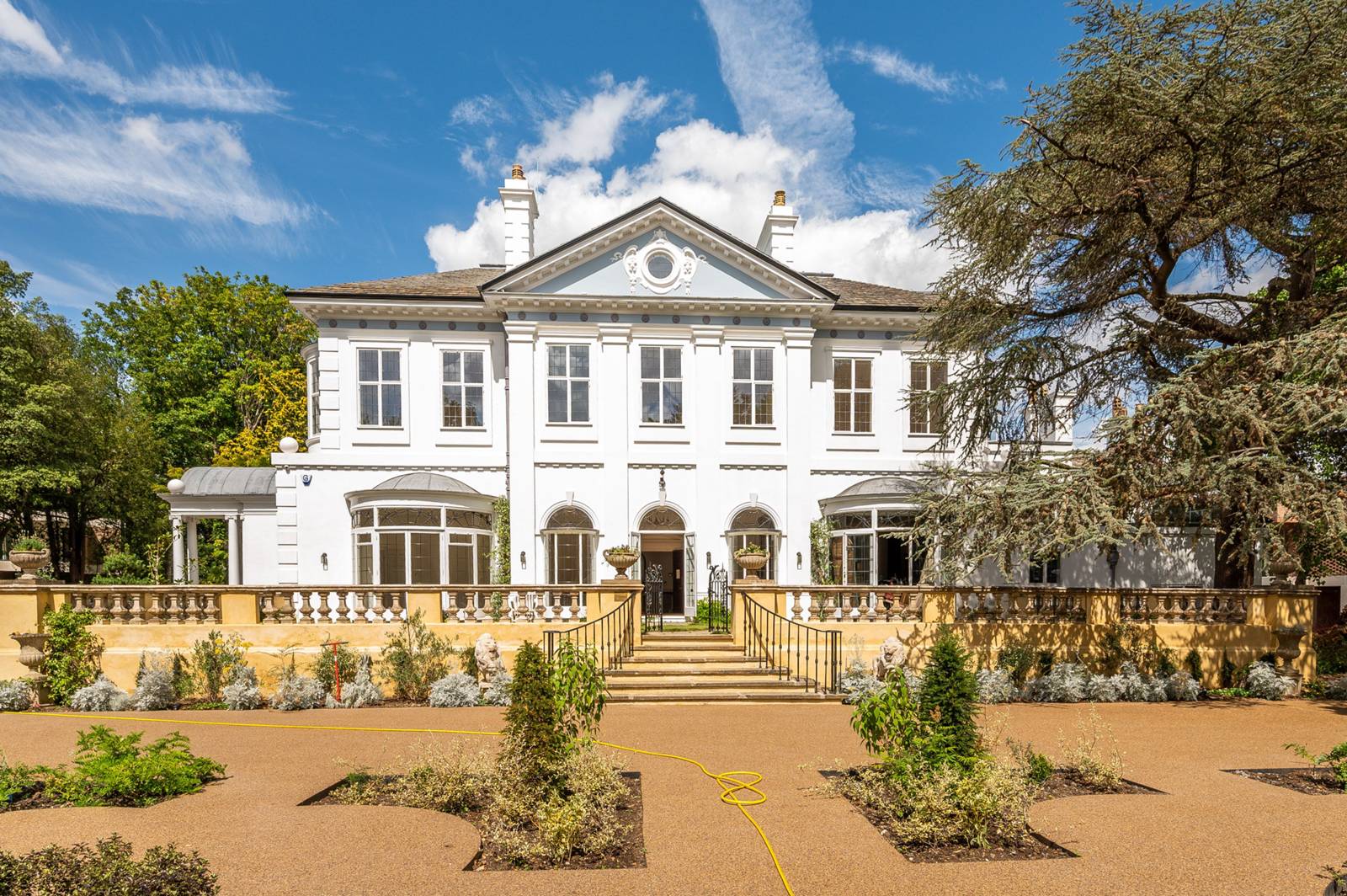 Beltwood Park Residences