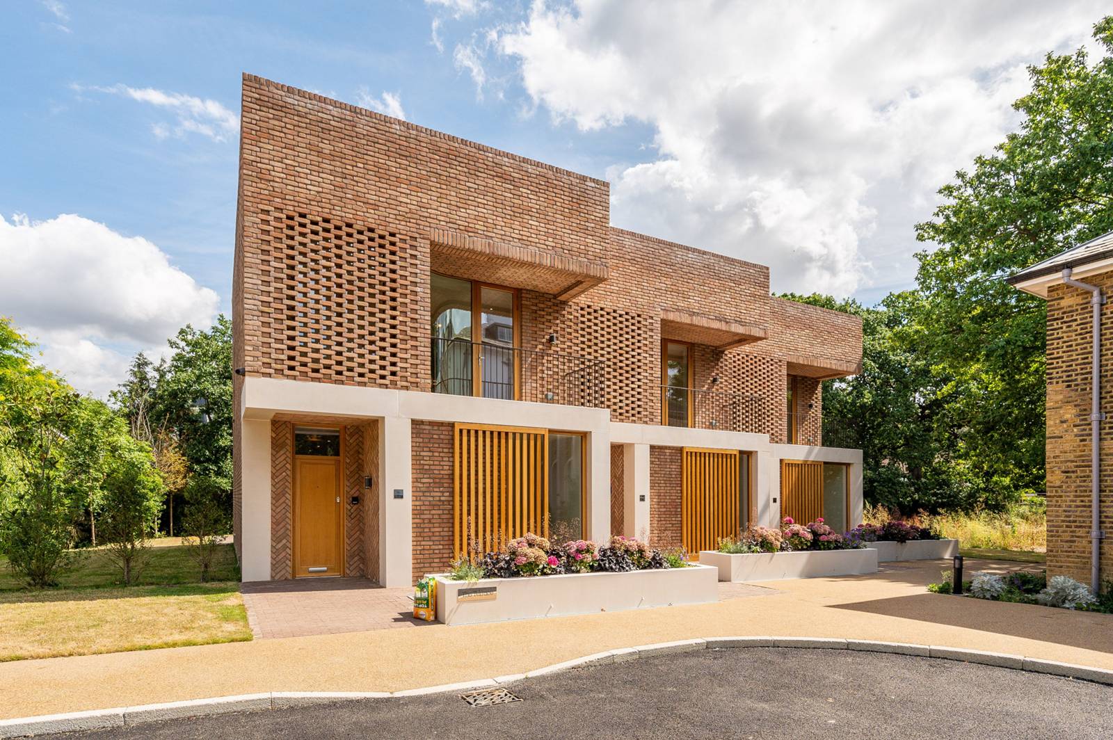 Beltwood Park Residences