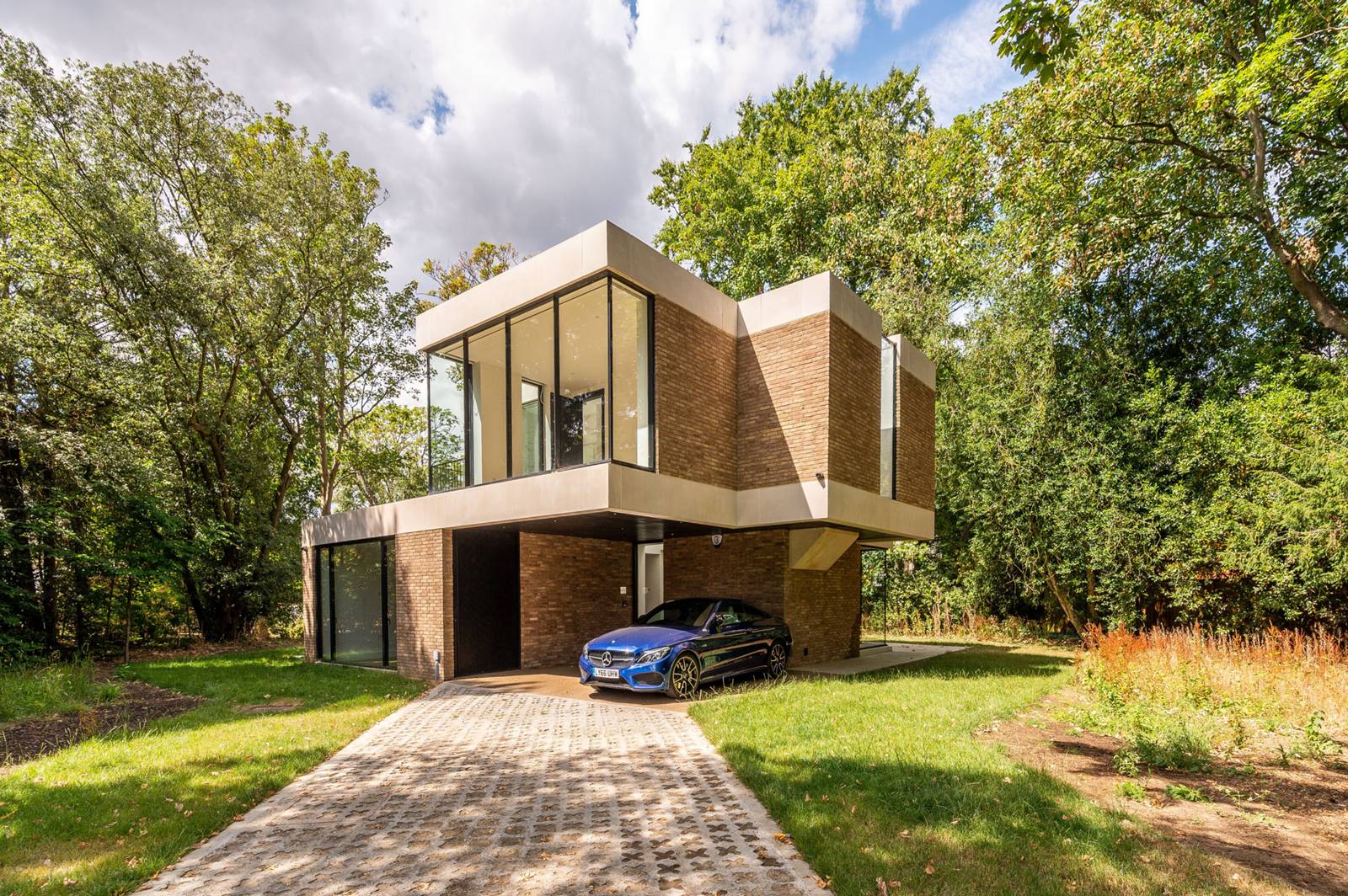 Beltwood Park Residences