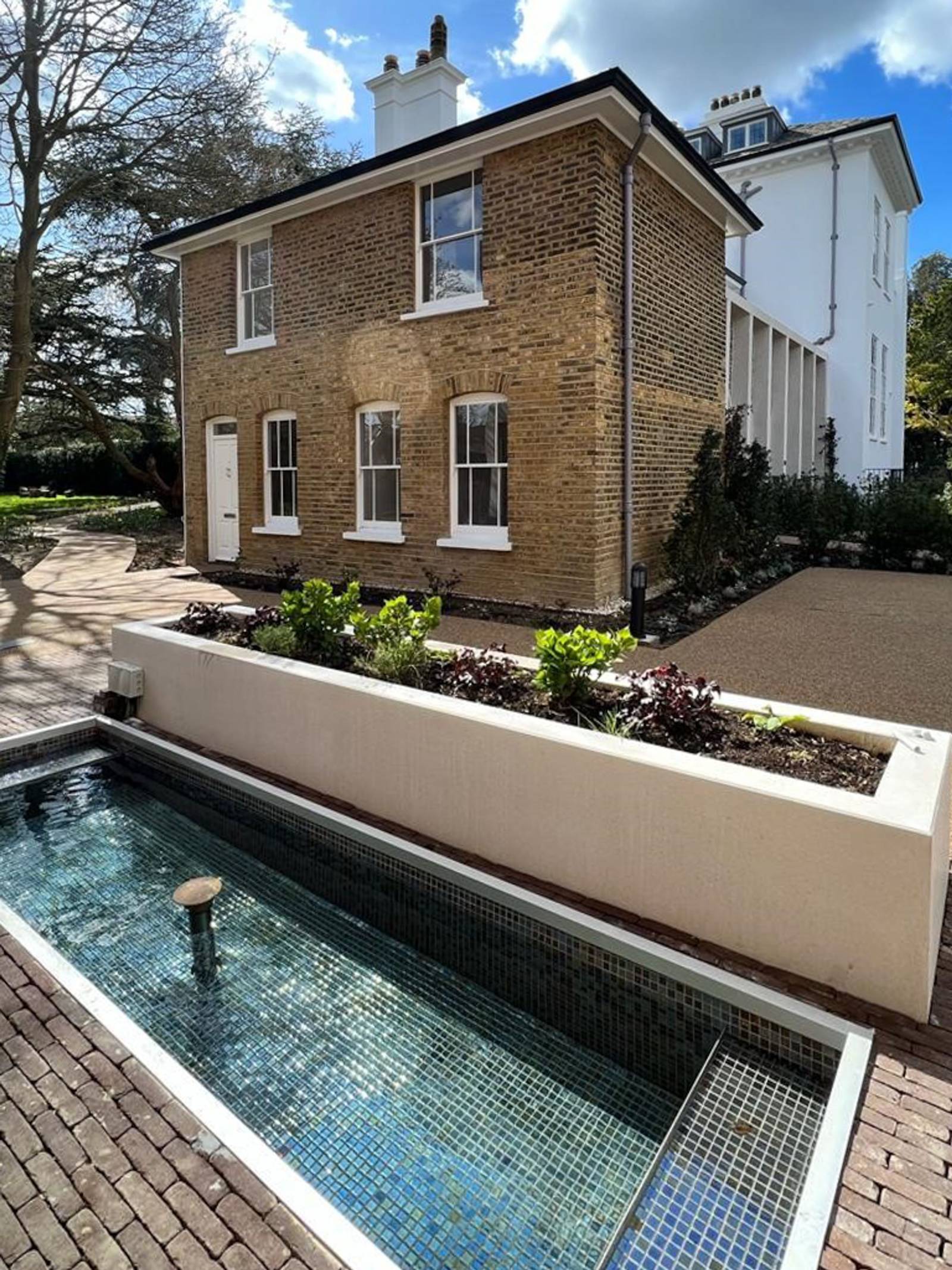 Beltwood Park Residences