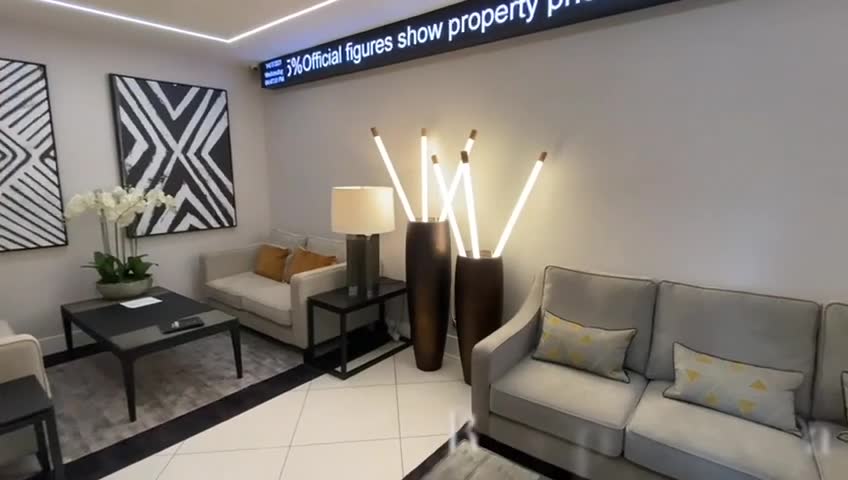 Circus Apartments - Image 1