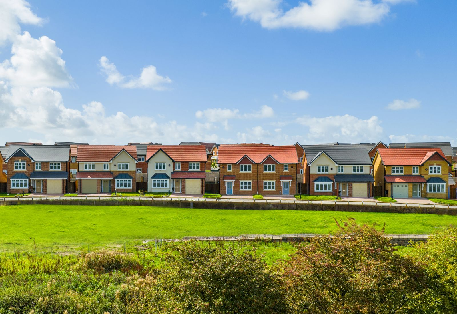 Moorfield Park - Image 2