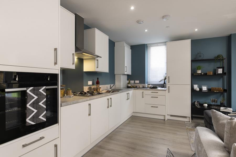 Beulah Hill in Croydon - kitchen area (image 2 of 8)