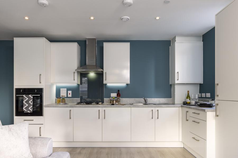 Beulah Hill in Croydon - kitchen area (image 3 of 8)
