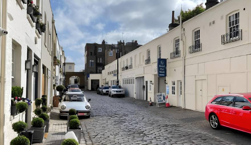 Eaton Mews West