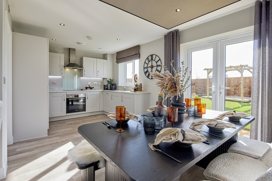 Linden Homes @ King James` Park
