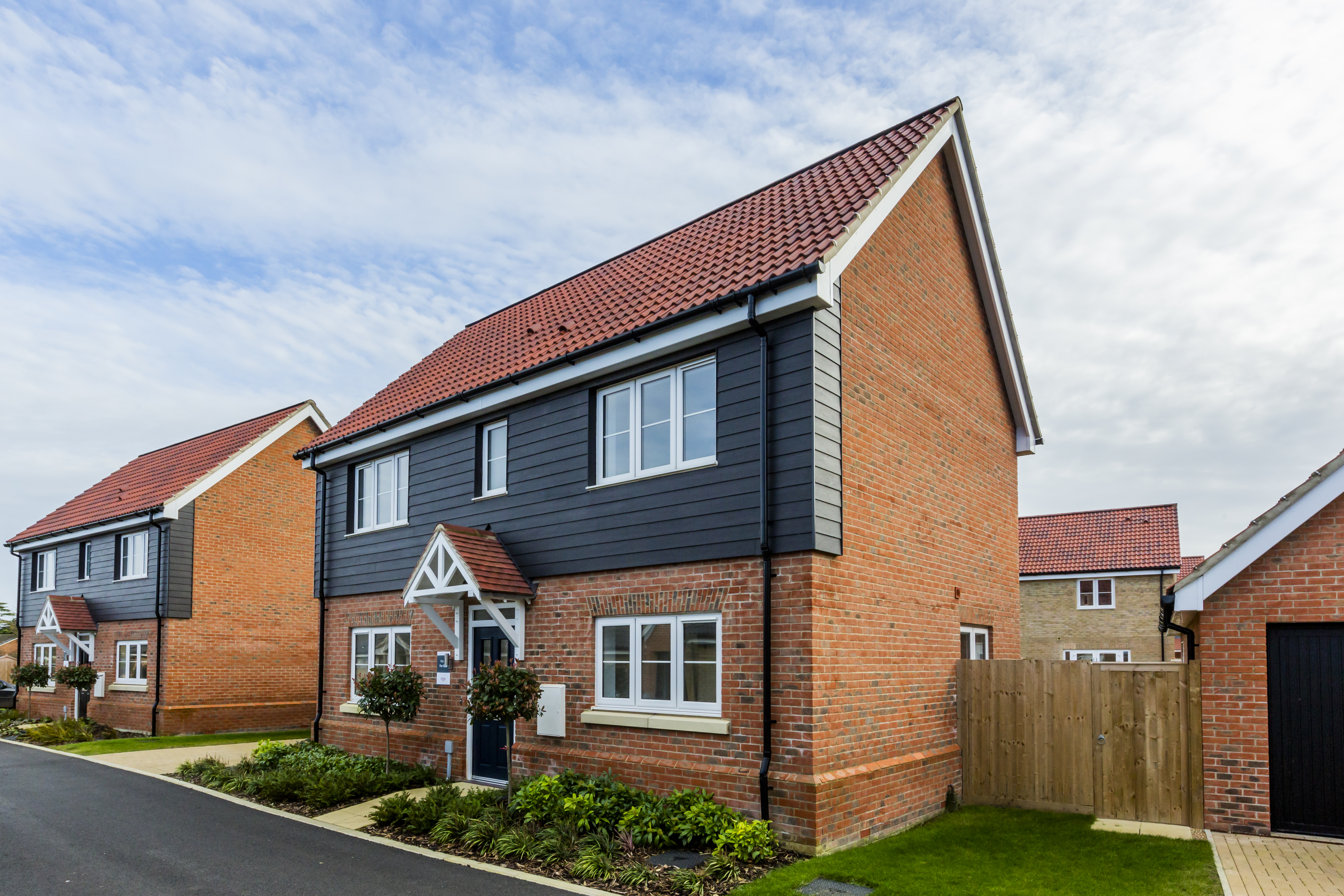 Puttenham - 3 Bedroom House - Image 1