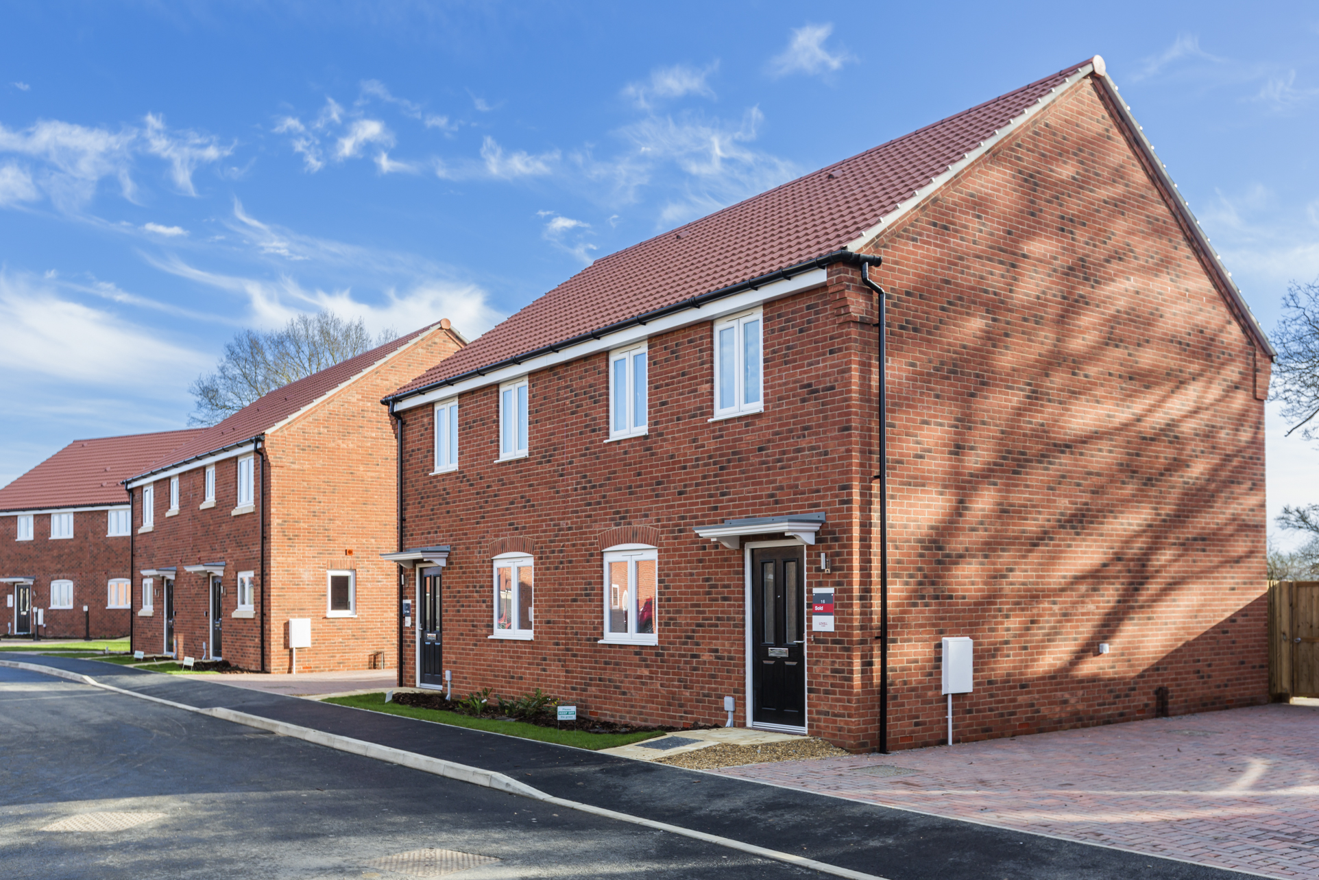 Holly - 2 Bedroom House - Image 1