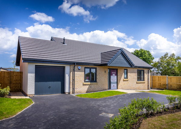 Lotus - 3 Bedroom House - Image 1
