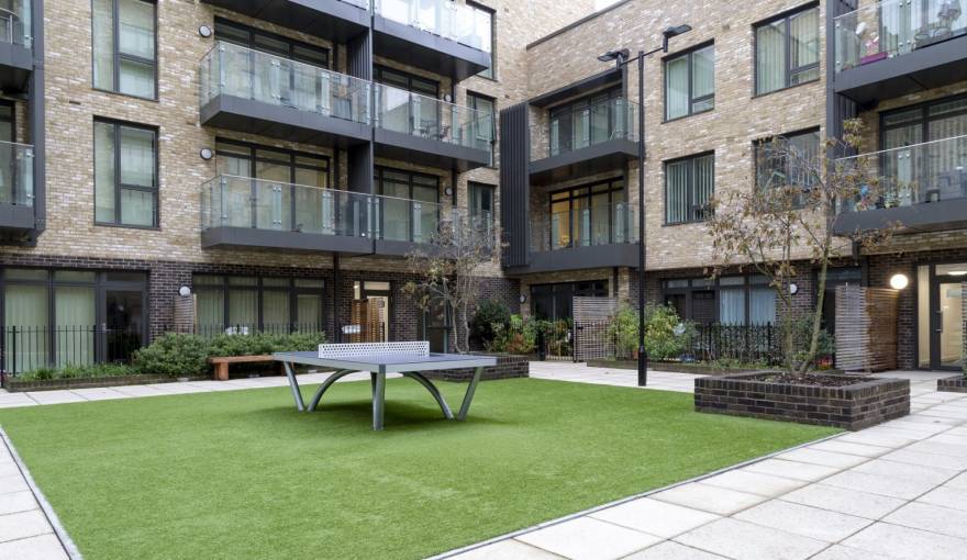 Lansbury Square - Thumbnail 2