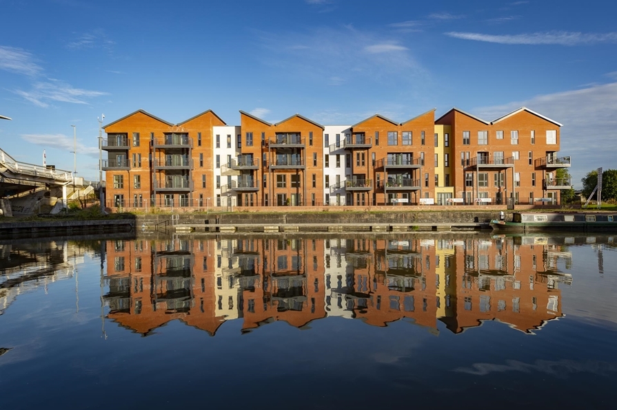 Llanthony Place