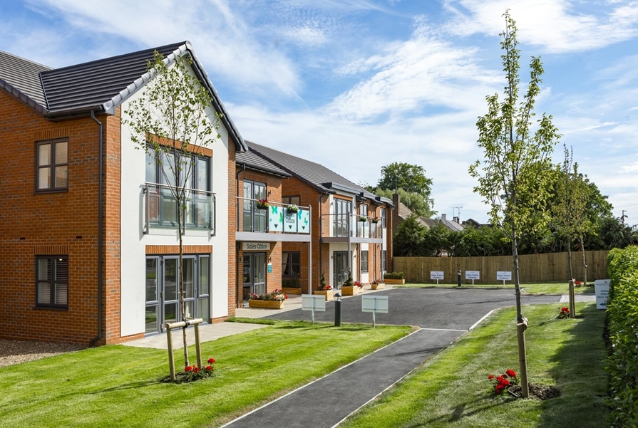 Loddon House - Image 1