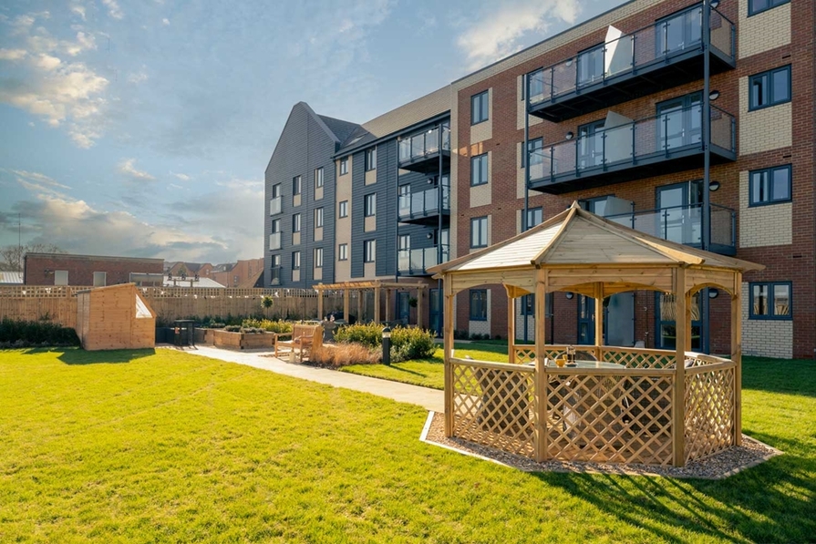 Roslin Place