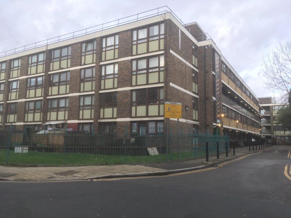 Crondall Court - Image 1