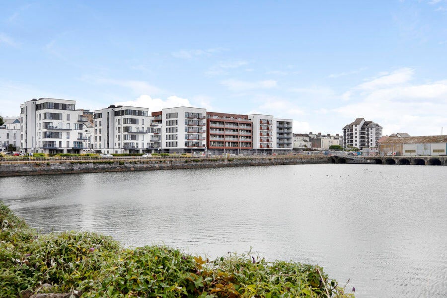 Quadrant Wharf - Image 1