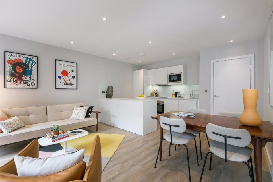 Dalston Works Rent - Thumbnail 1