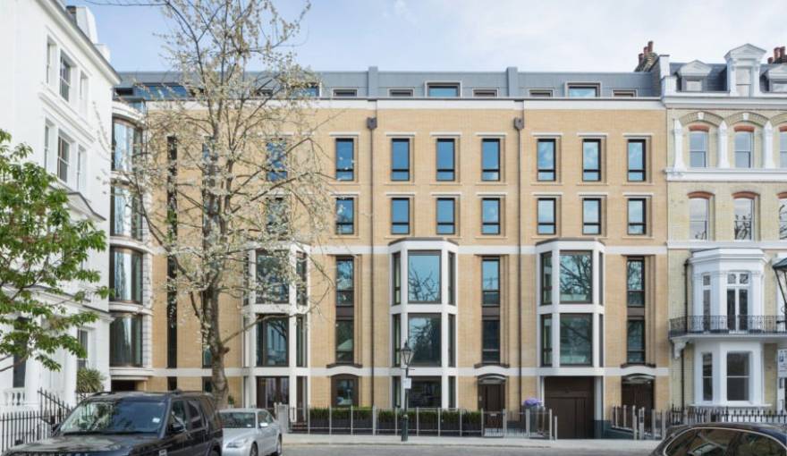 Vicarage Gate House - Image 1