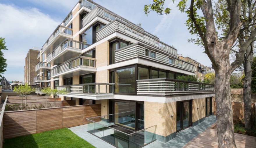Vicarage Gate House - Thumbnail 2
