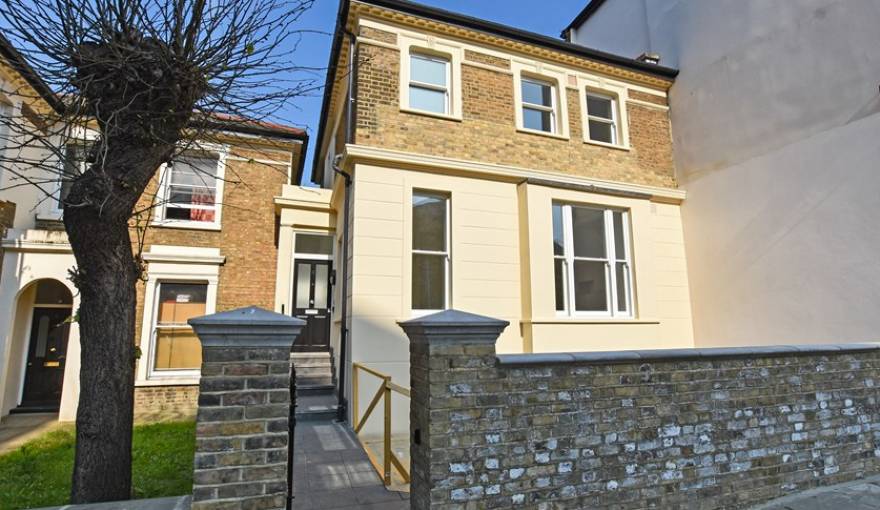 No.4 Oxford Road in Maida Vale - view