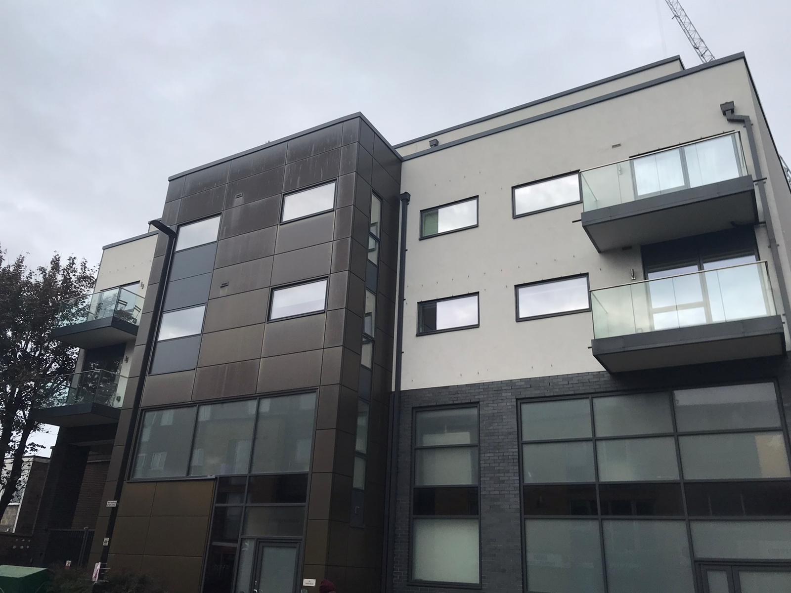 Singer Mews - Image 1